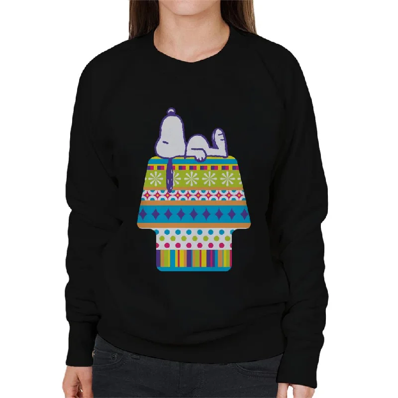 high-quality athletic sweatshirtPeanuts Snoopy Lying On Colourful Kennel Women's Sweatshirt