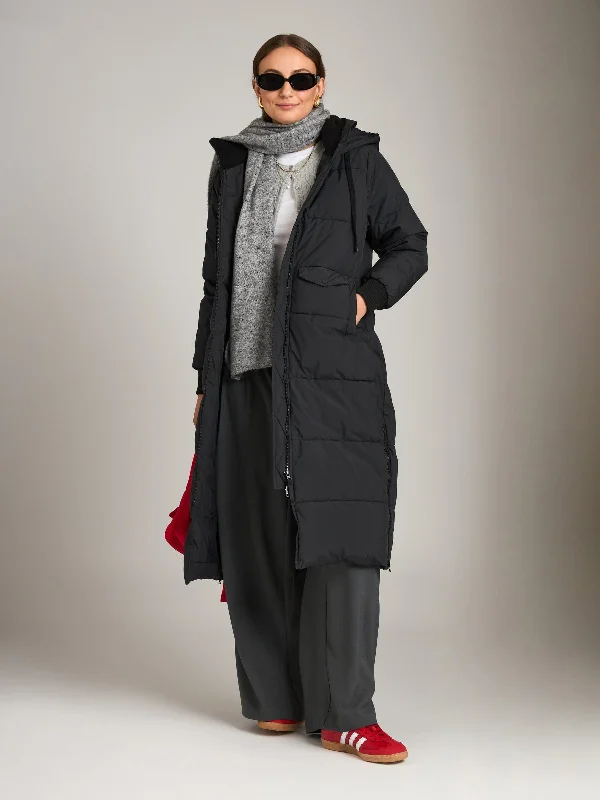 fashionable quilted coatMatte Power Puffer Simone Long Jacket