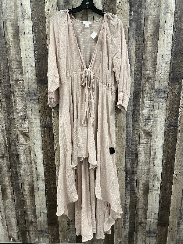 playful dressDress Casual Maxi By Venus In Beige, Size: L