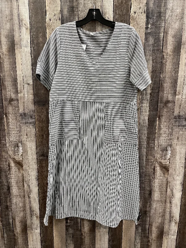 casual day dressDress Casual Midi By Clothes Mentor In Striped Pattern, Size: M