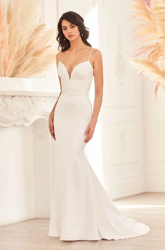 winter dressPaloma Blanca 4953 Gown