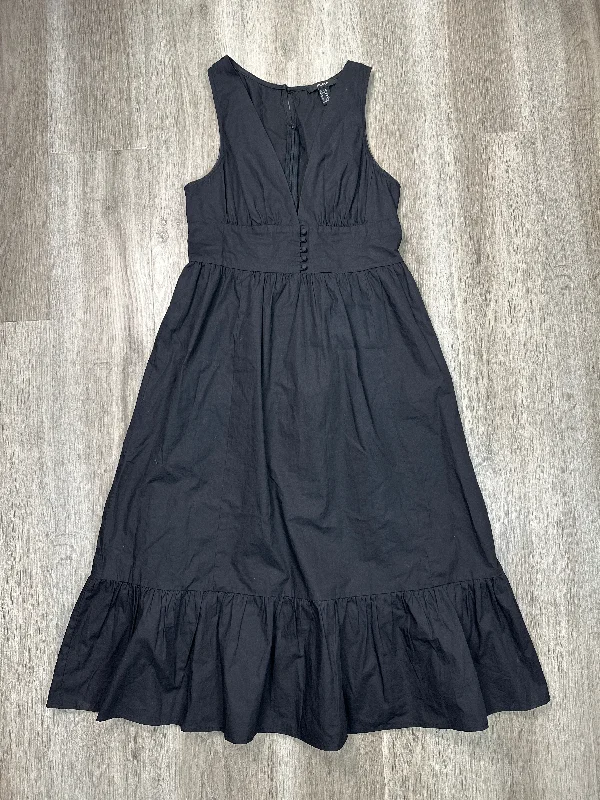 classic fit-and-flare dressDress Casual Maxi By Forever 21 In Black, Size: M