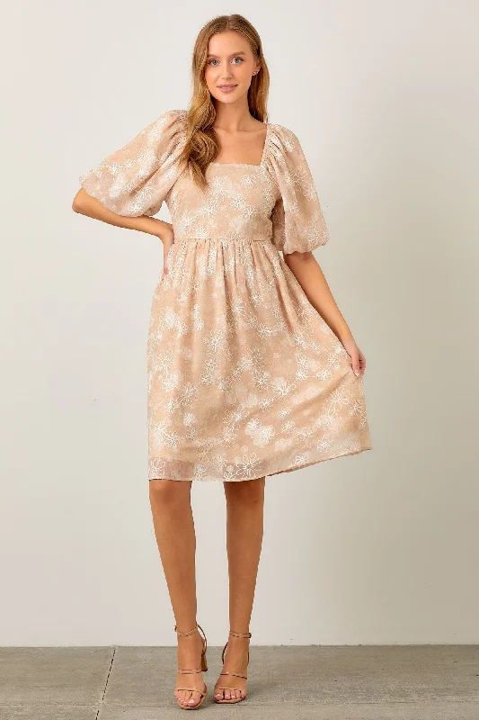 pleated dressBeige Floral Embroidered Short Puff Sleeve Dress