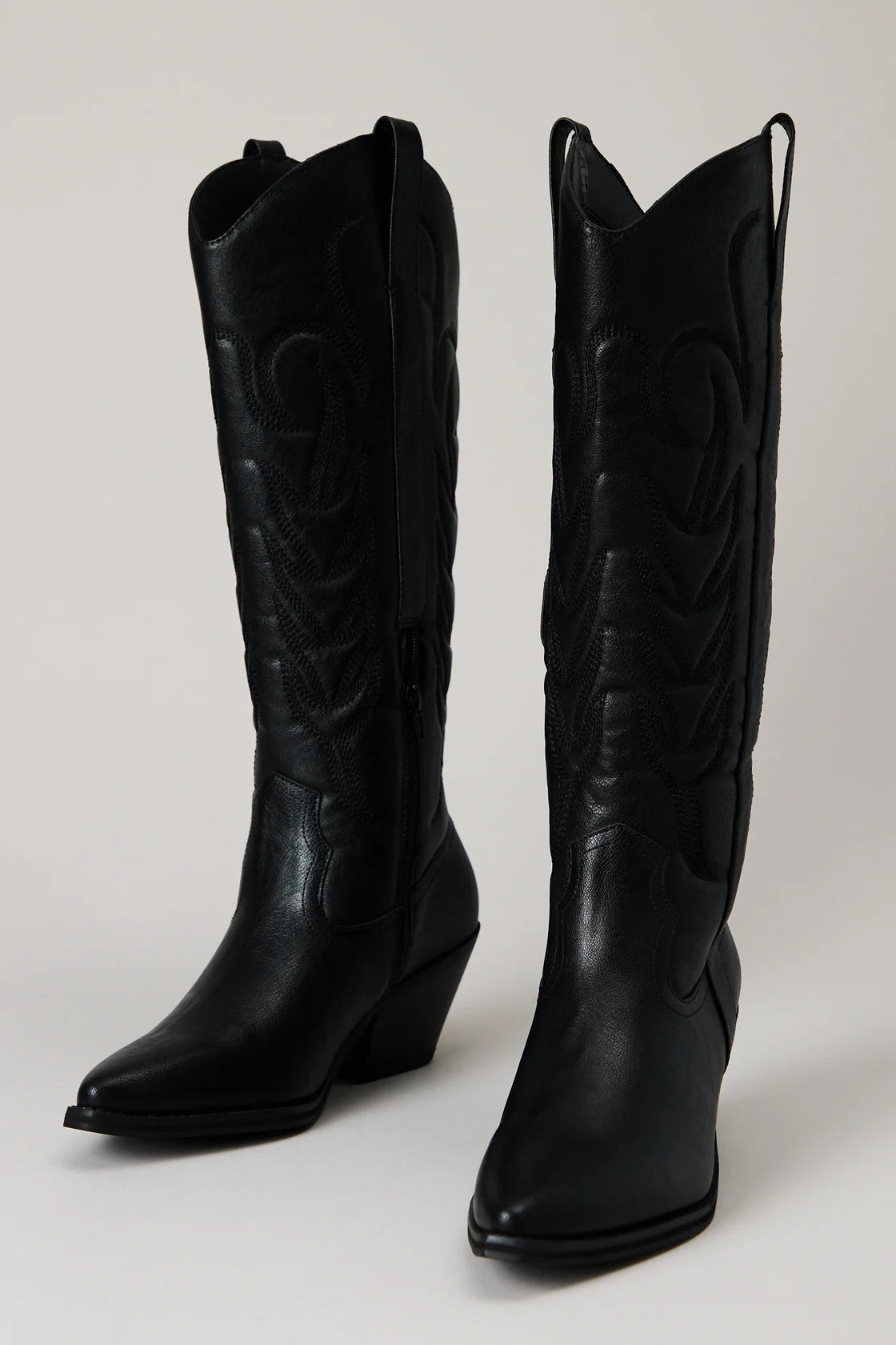 sleek midi dressMatisse Dixie Western Boots - Black