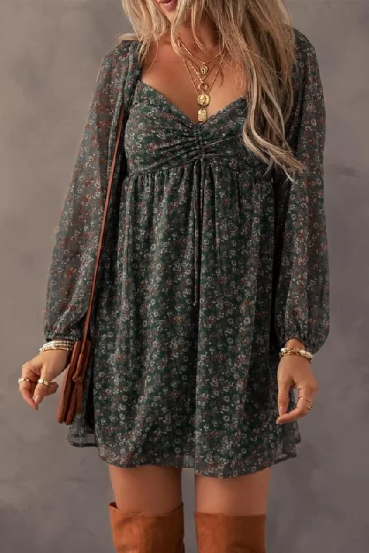 trendy mini dressGreen Floral Print Sweetheart Neck Shirred Back Dress